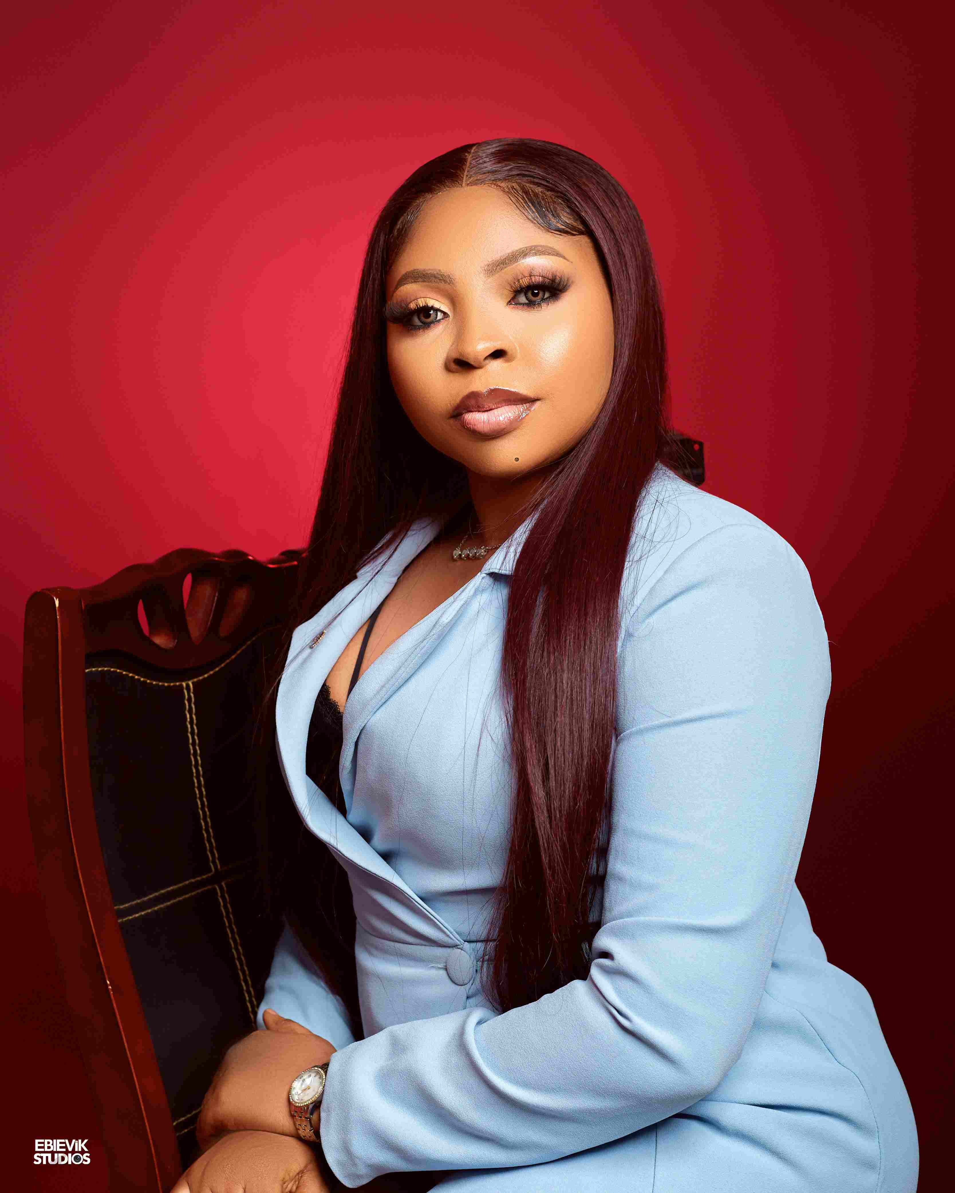 family photo by Ebievik studios